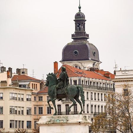 Dify Petit Prince - Place Bellecour Lyon Dış mekan fotoğraf