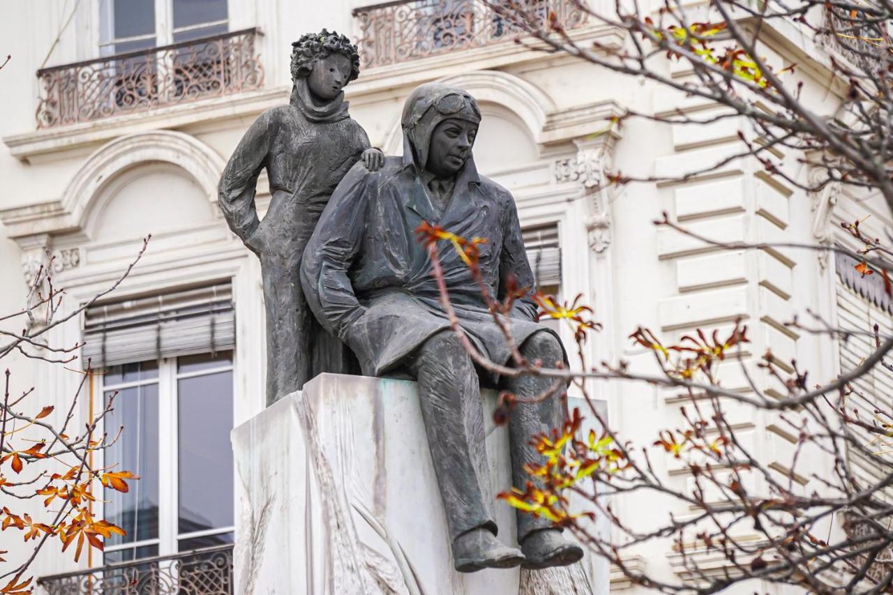 Dify Petit Prince - Place Bellecour Lyon Dış mekan fotoğraf